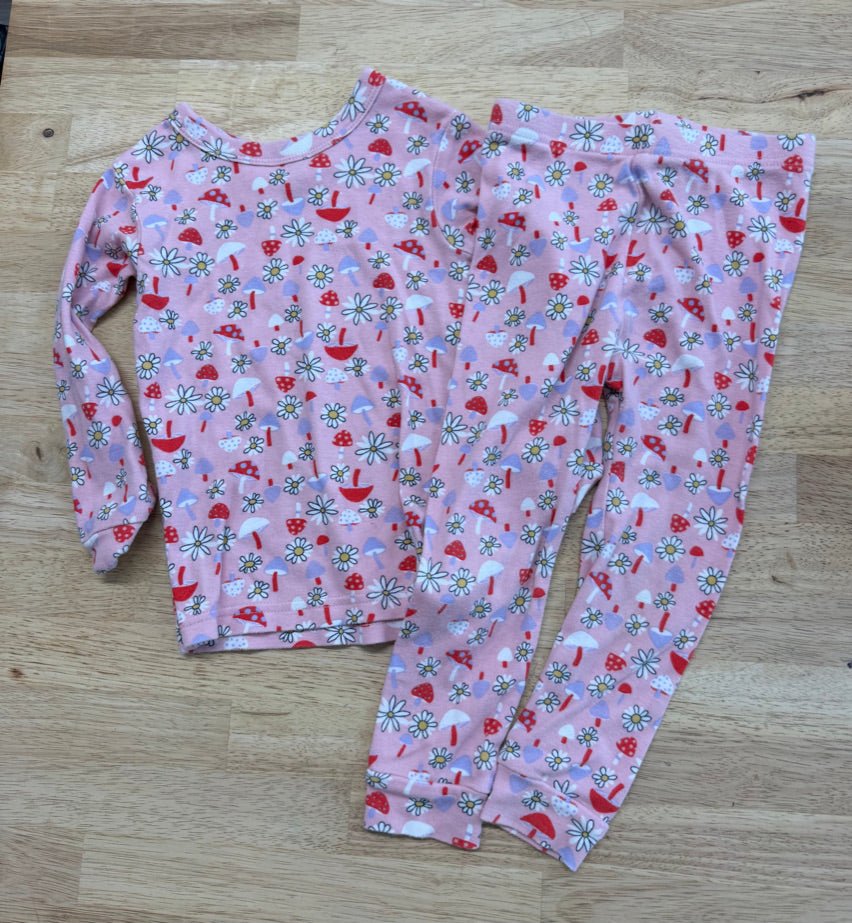 Baby Gap Pink Mushroom Two-Piece PJ Set – 2Y - Nest and Sprout-Consignment