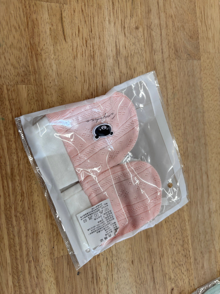 Pink & White Knit Baby Mittens (New in Package)