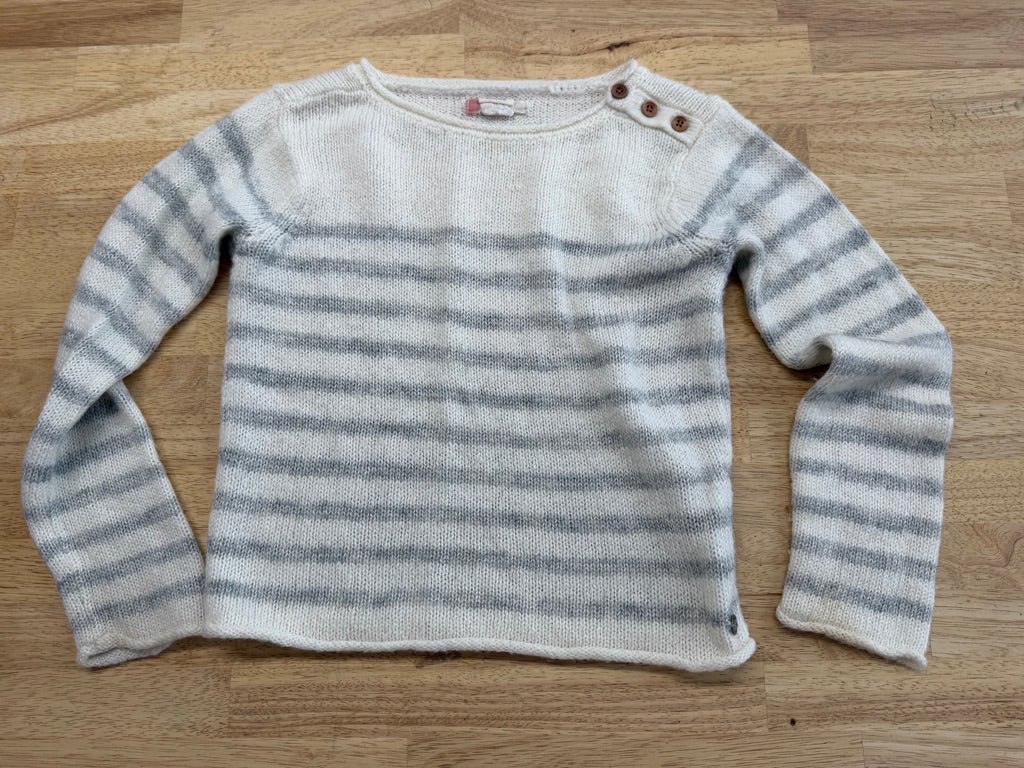 Roxy Girls Knit Sweater – 8 | White Grey Stripe - Nest and Sprout-Consignment