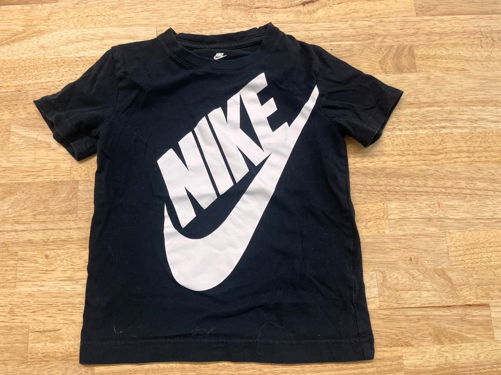 Nike Shirt – 4 | Black & White Logo