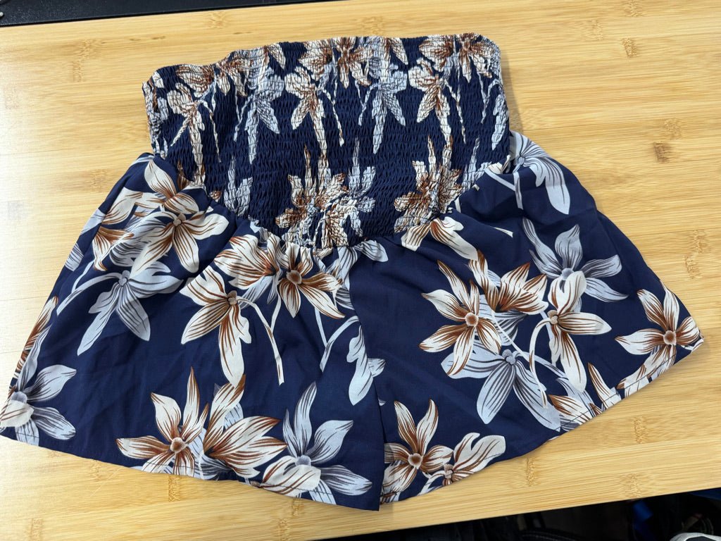 Shein Maternity Shorts – 6 | Blue Floral - Nest and Sprout-Consignment