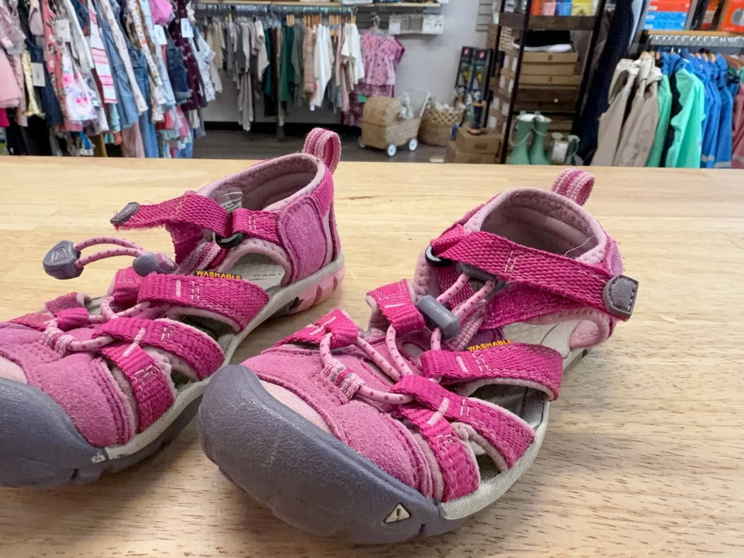 Keen Closed Toe Sandals Pink | Size 11 - Nest and Sprout - Consignment