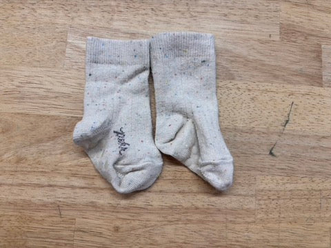 Pehr Confetti White Socks Grippy 6-12M