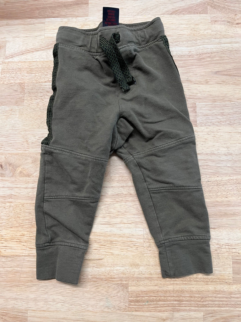 Olive Joggers – 12–18 M Reinforced Knees