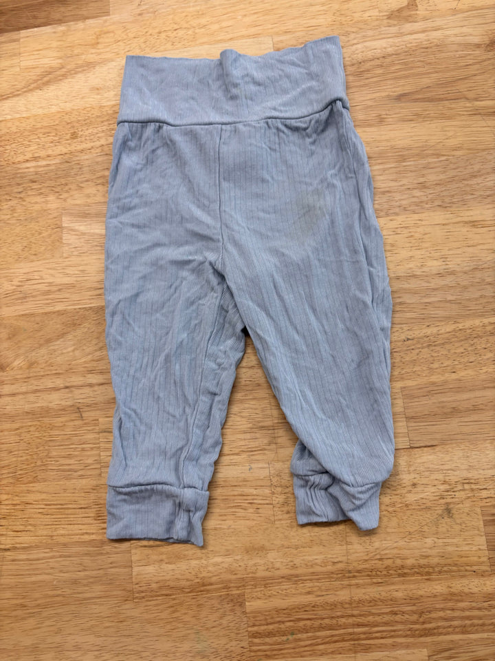 Purely Soft by Carters Ribbed Leggings – Size 9M