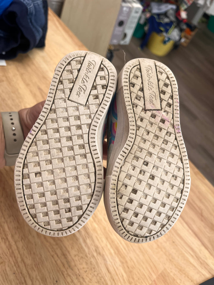 Skechers Twinkle Toes Size 7 Sneakers