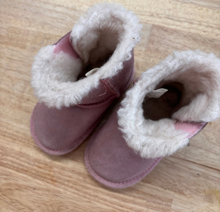 EMU Australia Toddler Boots (Light Pink Wool, 12–18M)