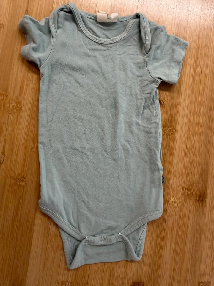 Kyte Baby Short Sleeve Bodysuit – 3–6M | Light Green | Play - Nest and Sprout-Consignment