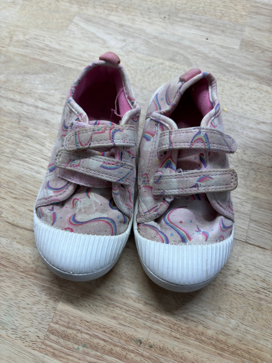 George Unicorn Canvas Shoes Size 10