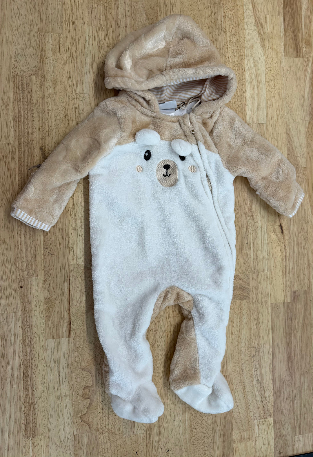 Baby Mack Brown Bear Fleece Bunting Suit – 0–3M | Light Beige & White