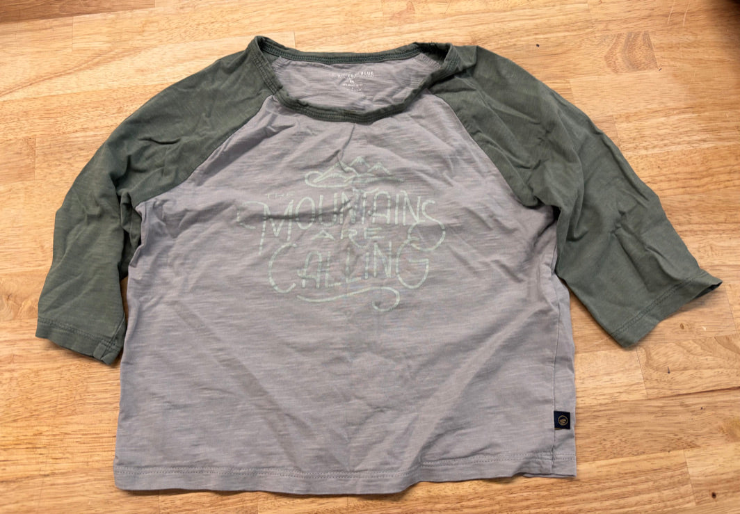 United by Blue Shirt M – Mountains Are Calling