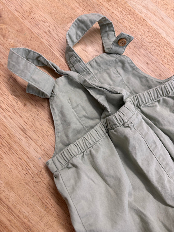 H&M 12M Light Green Romper – Button Style