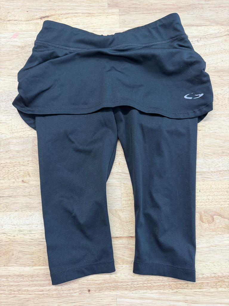 Champion Skirted Capri Legging – 6 | Black | Sport