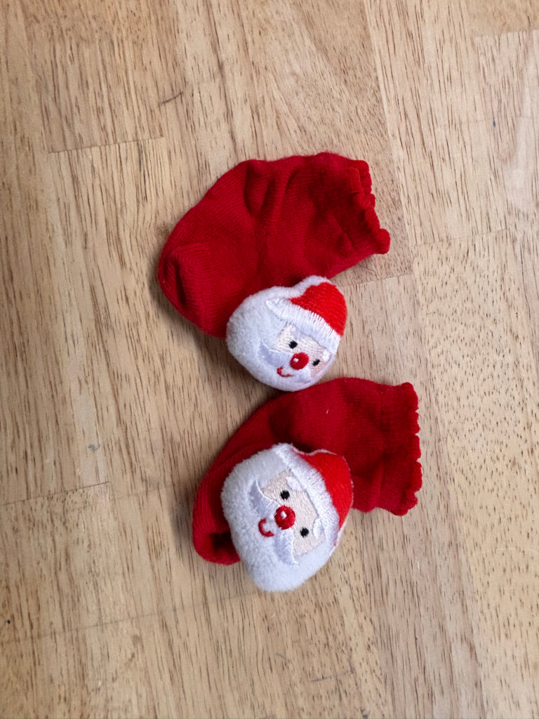Rattle Socks – Size NB (Santa Red Ruffles)