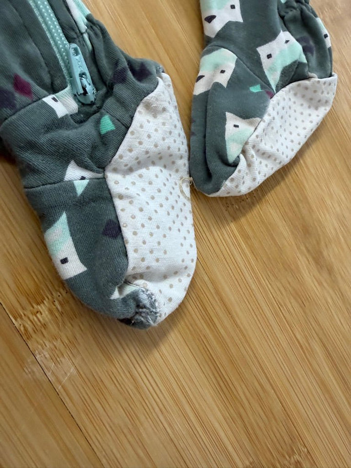 Zippy Jamz Fox Print Sleeper – 9M Est. | Repaired | Play - Nest and Sprout-Consignment