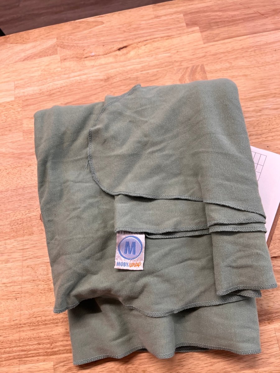 Moby Wrap - Stretch Green - Nest and Sprout - Consignment