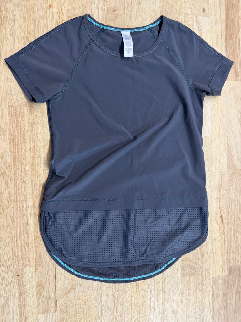 Ivivva Active Wear Top – 10 | Charcoal Mesh