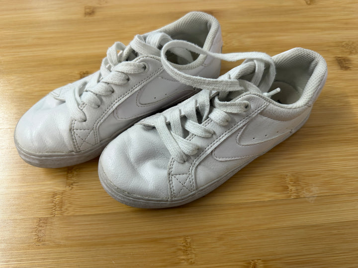 The Children's Place Sneakers – Youth 1 | White Tie-Up