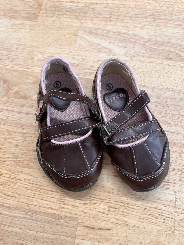Circo Mary Jane Shoes – Size 5 - Nest and Sprout - Consignment