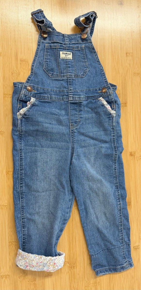 OshKosh Denim Overalls – 4T | Girls Fit | Long Legs | Floral Detail - Nest and Sprout-Consignment