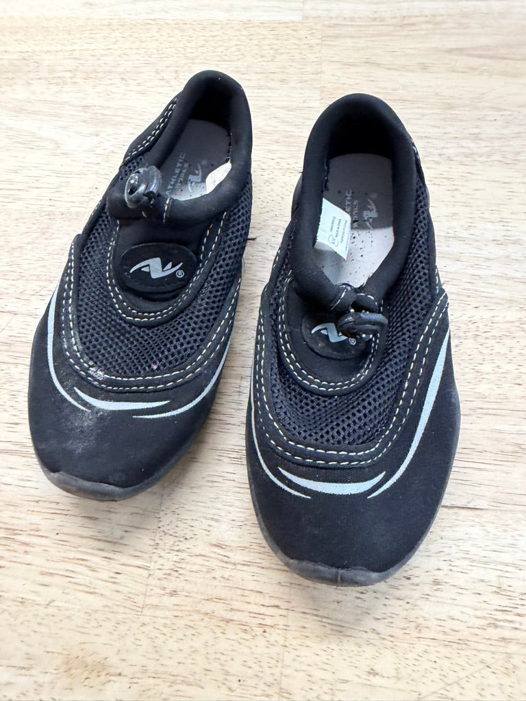 Athletic Works Water Shoes – 9/10 | Black - Nest and Sprout - Consignment