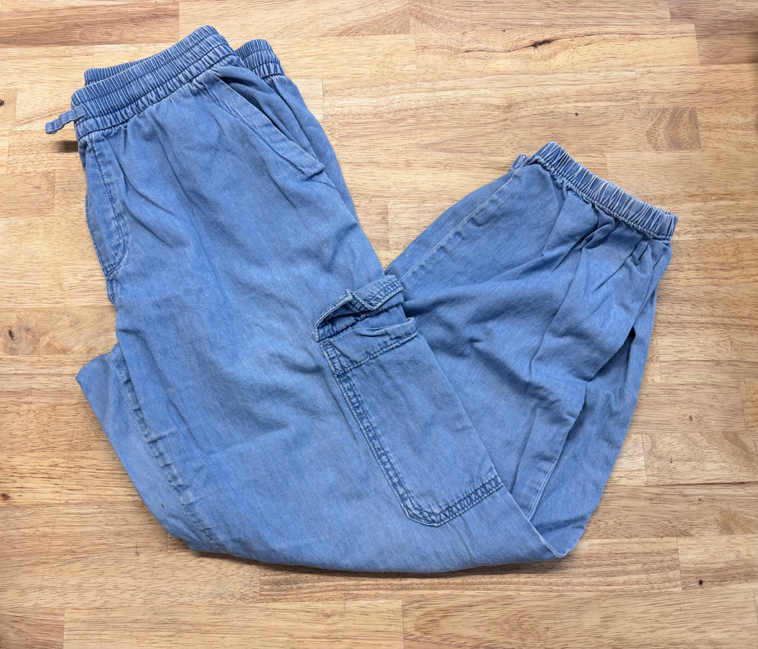 Gap Kids Elastic Waist Jeans – 18–20Y