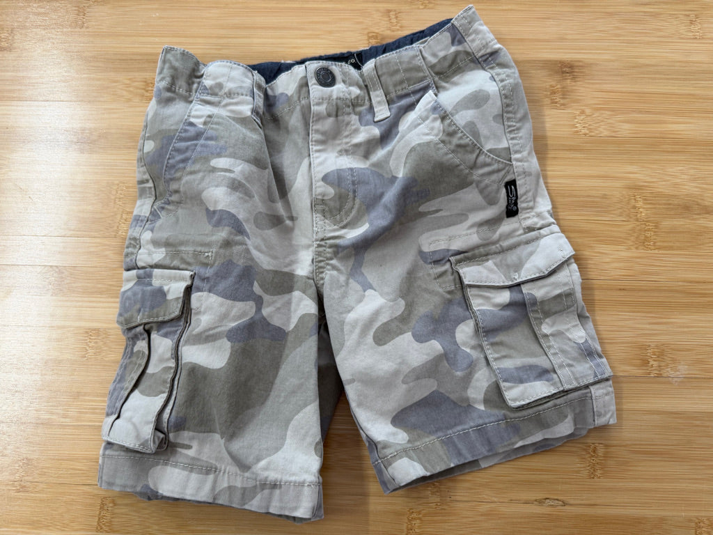 Silver Jeans Cody Cargo Shorts – 6 (116cm) | Camo Light Wash