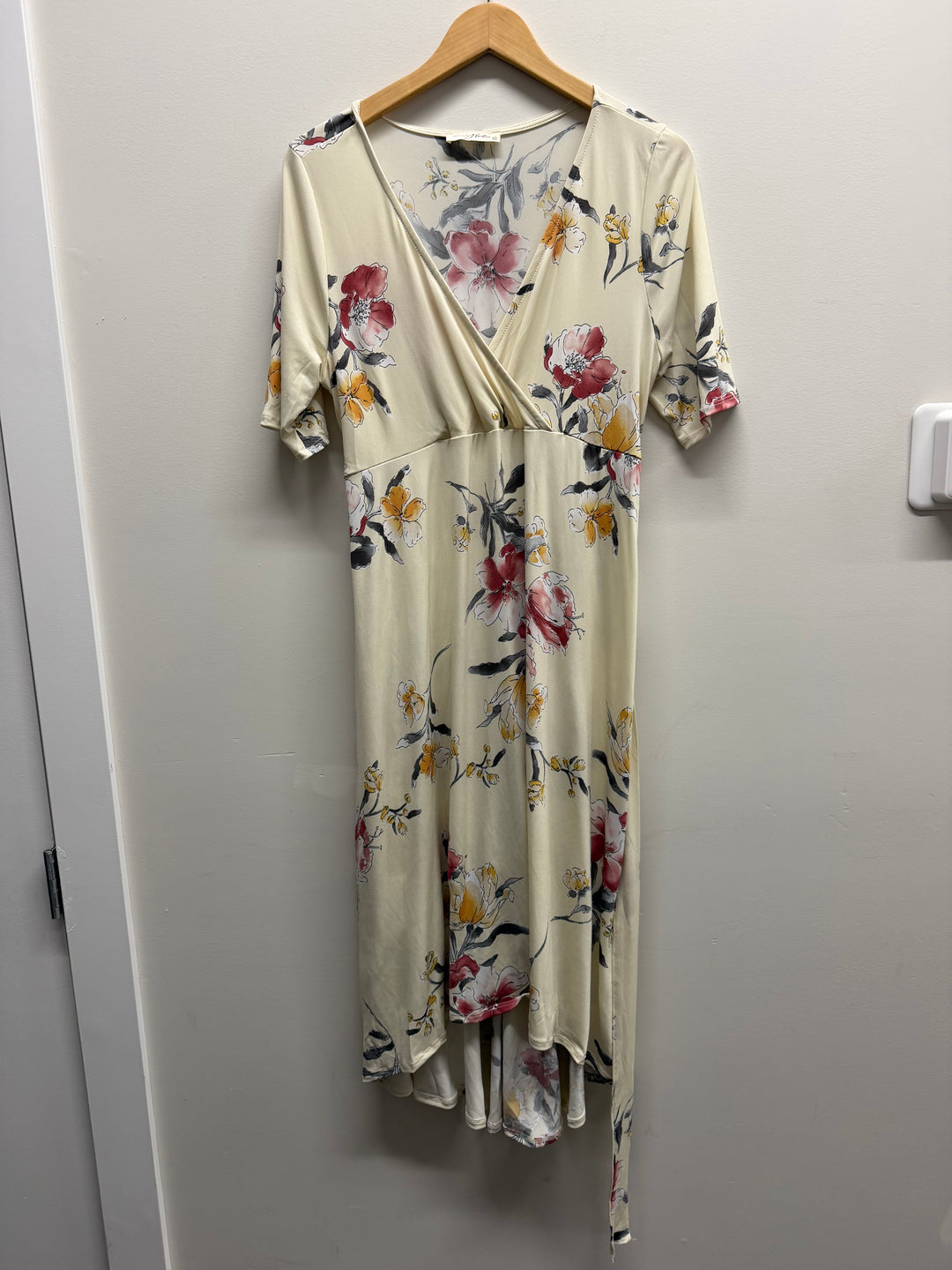 Hello Miz Maternity Nursing Dress – XL | Cream