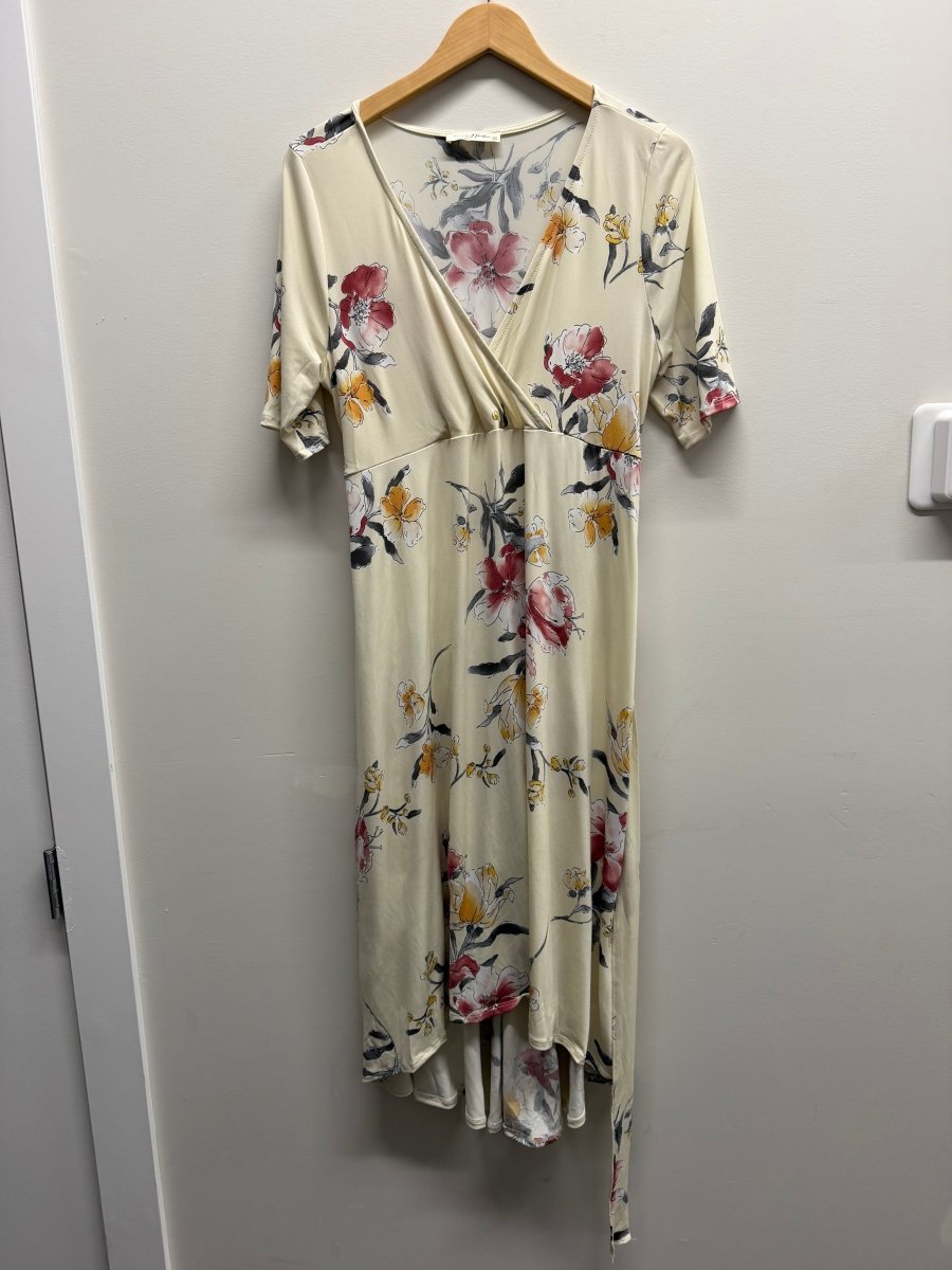 Hello Miz Maternity Nursing Dress – XL | Cream - Nest and Sprout-Consignment