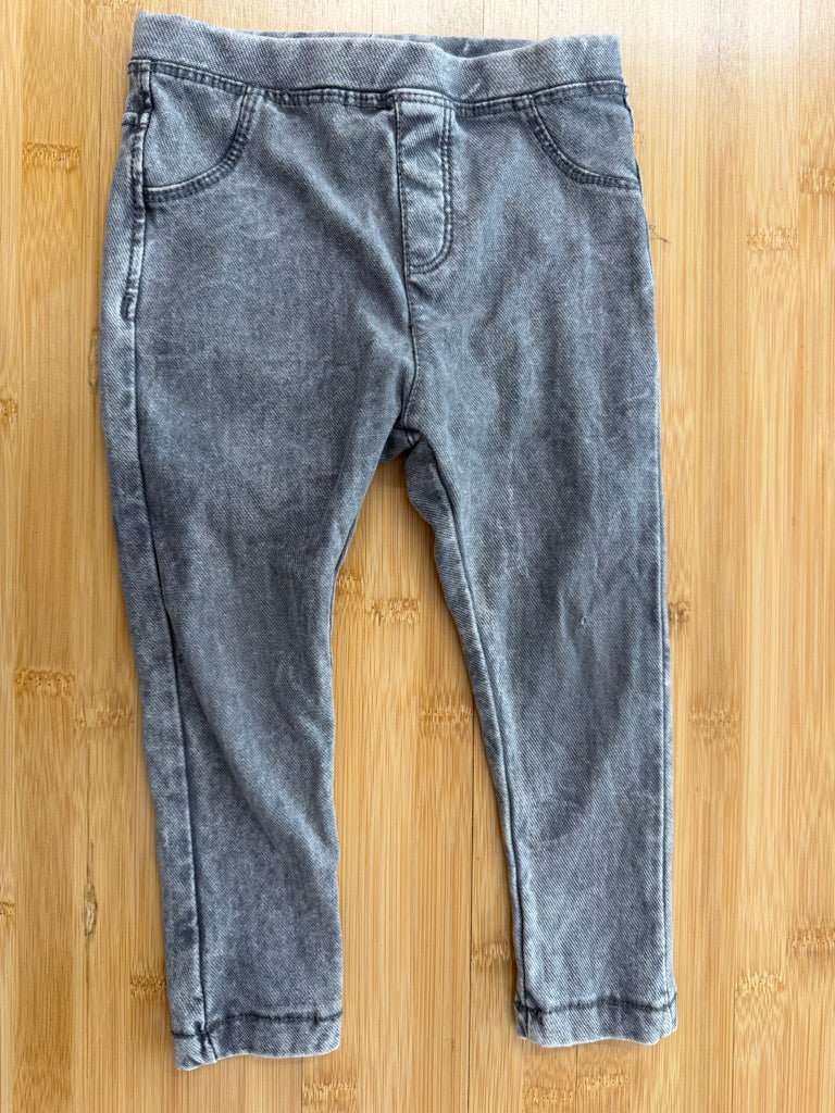 Zara Baby Girl Jeans – 12–18M | Light Grey | Play - Nest and Sprout-Consignment