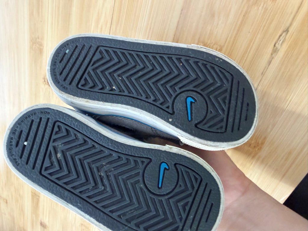 Nike Ankle High-Top Velcro Sneakers – 5 (EU 21) | Grey & Blue | Play - Nest and Sprout-Consignment