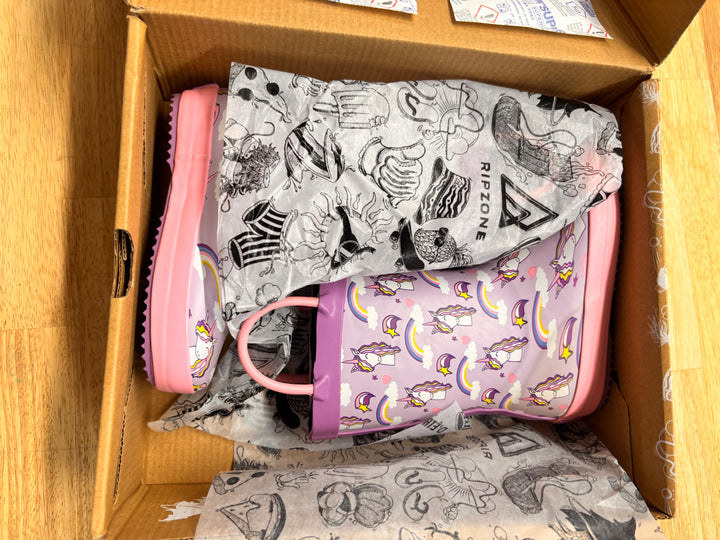 Ripzone Rainbow Orchid Rain Boots – 7 NWT