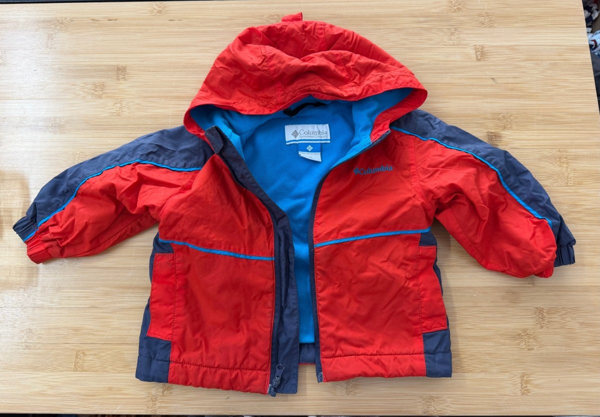 Columbia Lightweight Jacket – 18 Months | Red and Navy | Blue Fleece - Nest and Sprout-Consignment