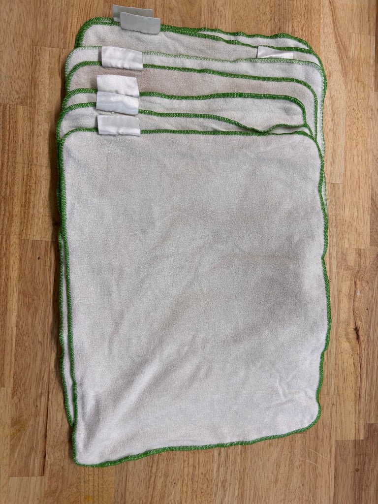 Bamboo Terry Prefolds – Green Edge - Nest and Sprout - Consignment