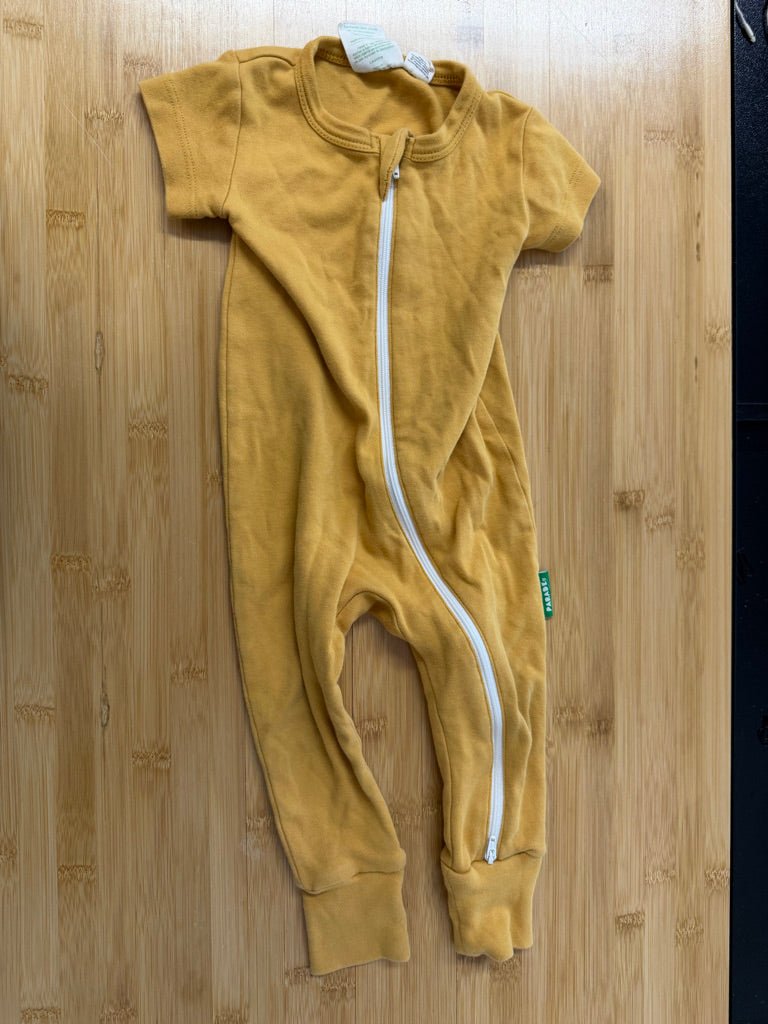 Parade Organics Footless Sleeper – 12M | Gold Sunny Yellow Short Sleeve - Nest and Sprout-Consignment