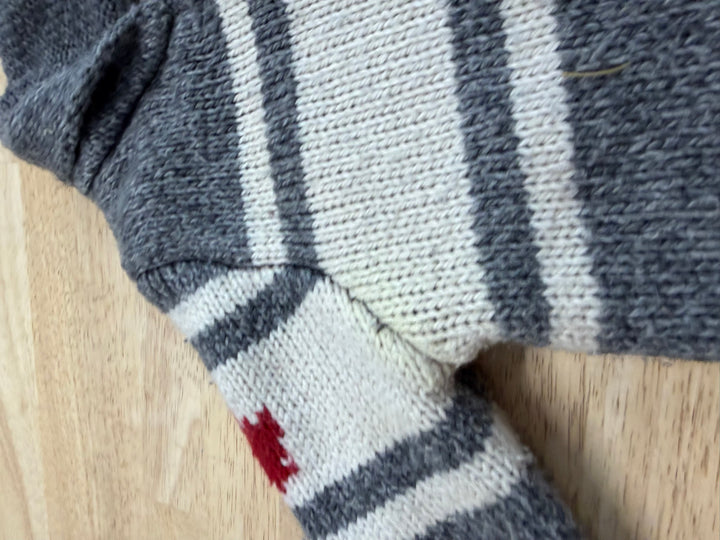 Canadiana Knit Sweater – 2T | Ski Character on Back