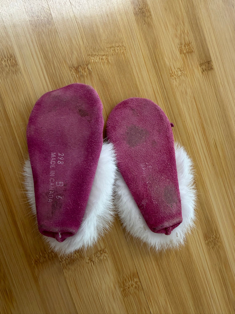 Pink Fur Moccasins – 6 | Made in Canada