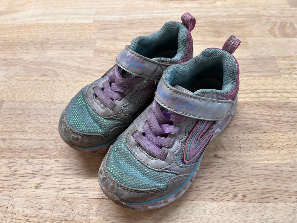 Skechers Heart Lights Sneakers Size 10.5 - Nest and Sprout - Consignment
