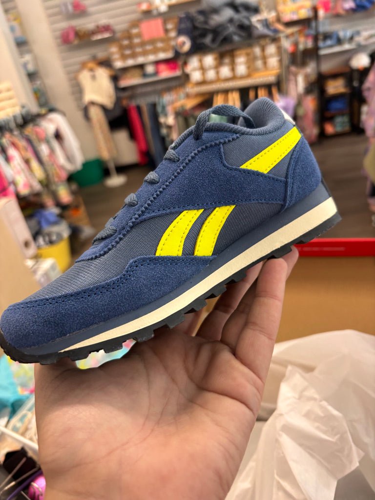 Reebok Classic AZ Junior in Blue | FINAL SALE - Nest and Sprout - Reebok