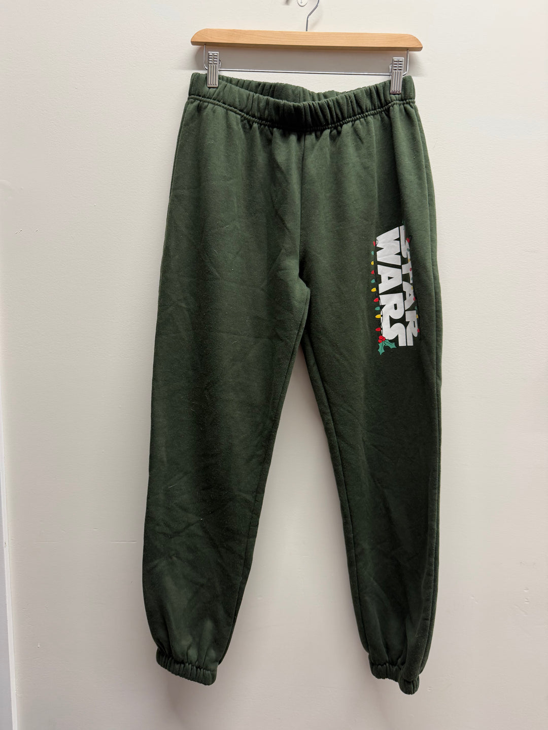 Star Wars Christmas Two-Piece Jogger Set – M | Adult Sweatpants & Sweatshirt | Holiday