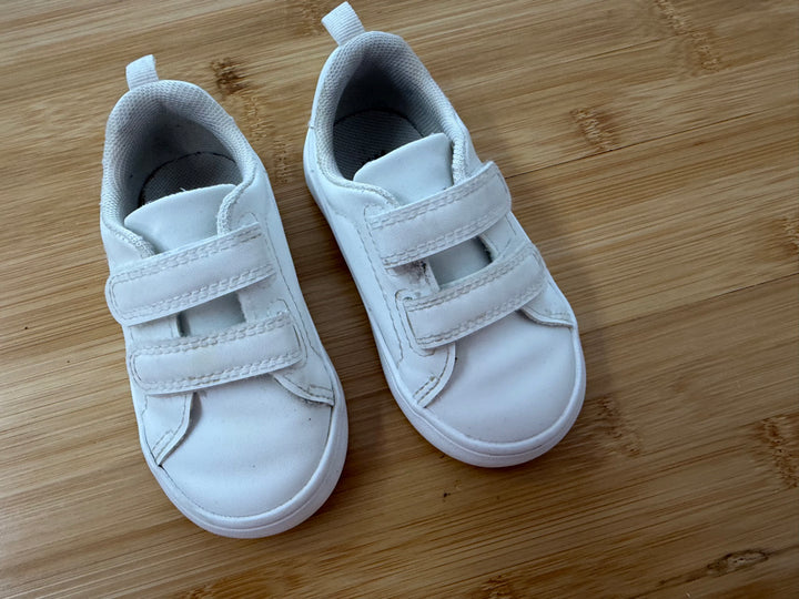 H&M Sneakers – EU 22 | White | Play