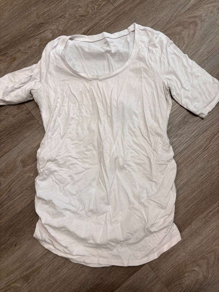 Motherhood Maternity T-Shirt – Size M (White, Fair - Nest and Sprout - Consignment
