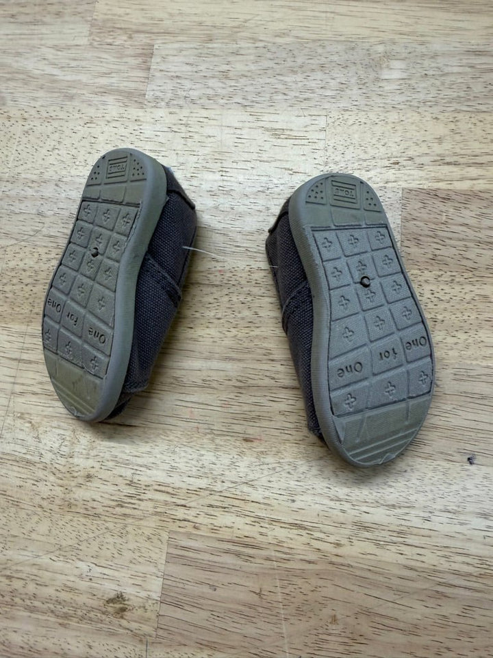 Toms Canvas Shoes – T3 (EU 18) | Brownish Grey - Nest and Sprout-Consignment