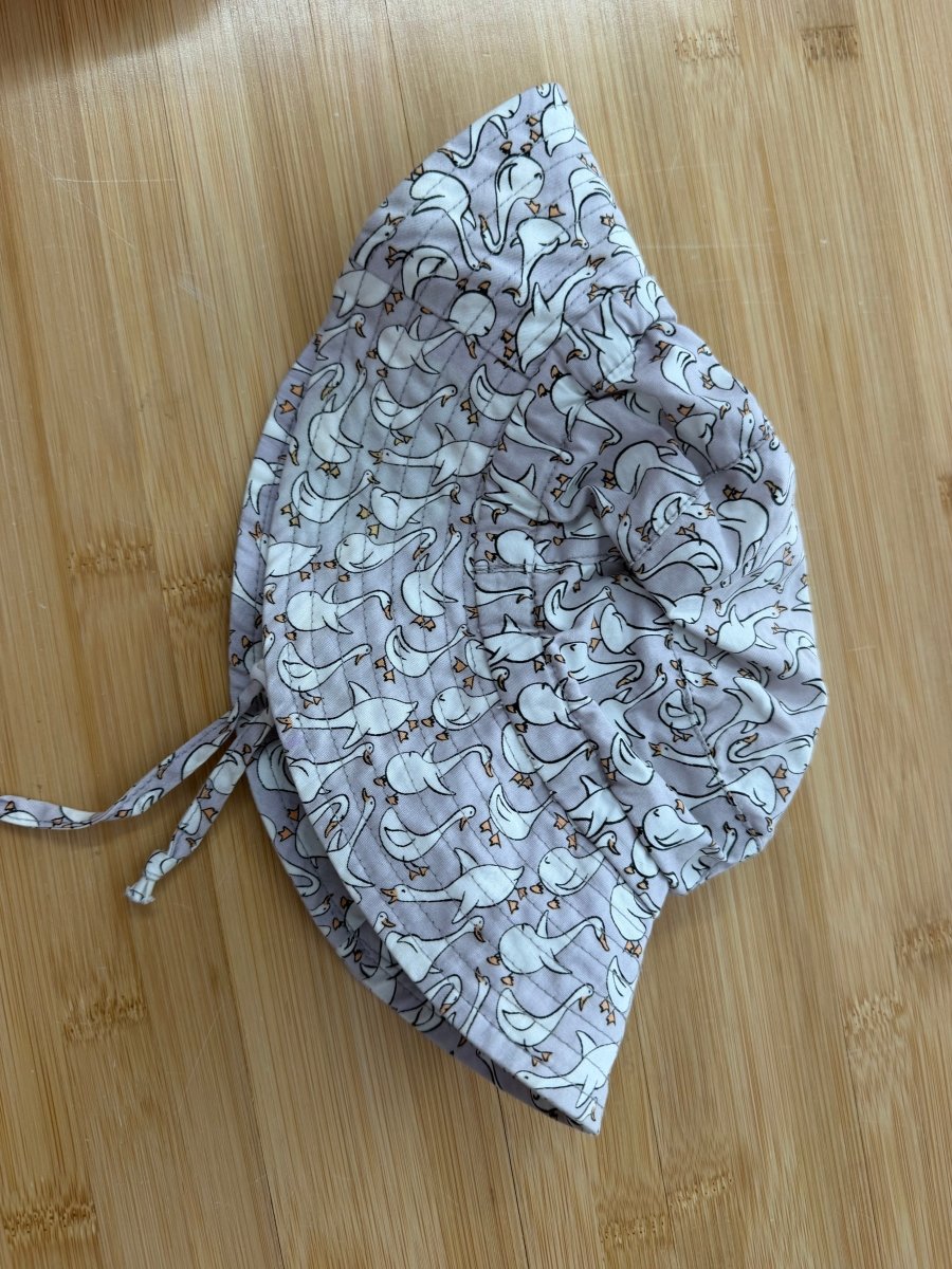 Jan and Jul Sun Hat – 6-24 Months | Goose Print - Nest and Sprout-Consignment