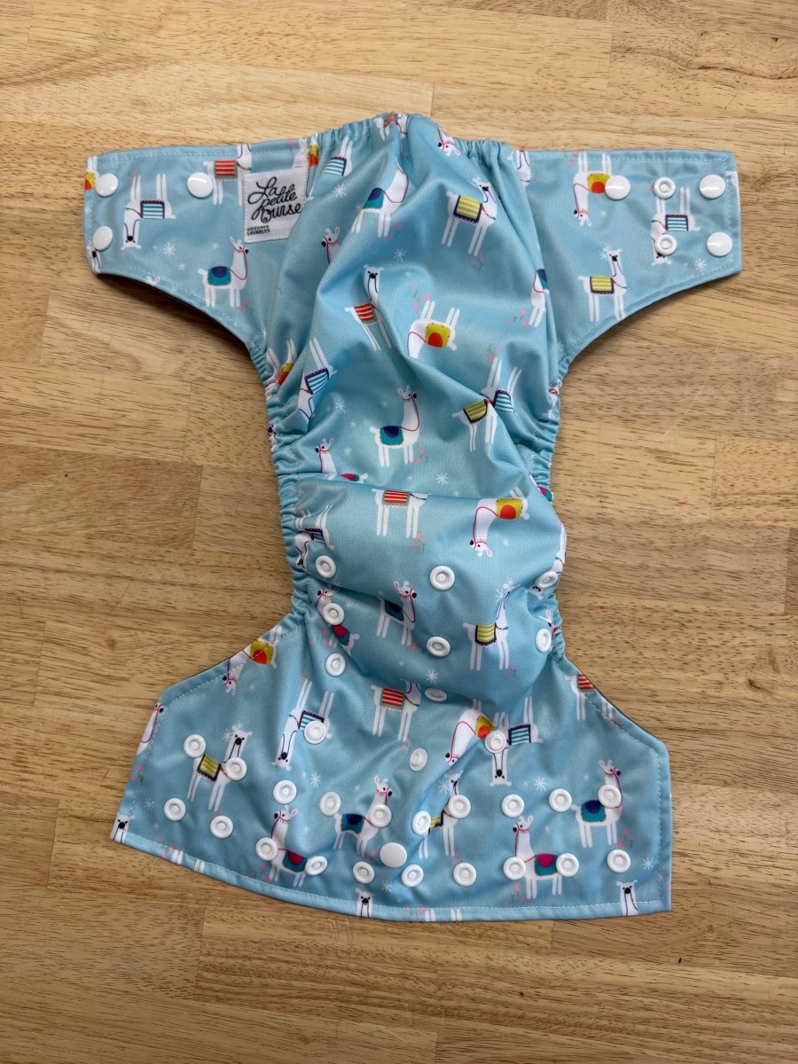 La Petite Ourse Pocket Cloth Diaper | Llama Print Charcoal Fleece Snap - Nest and Sprout - Consignment
