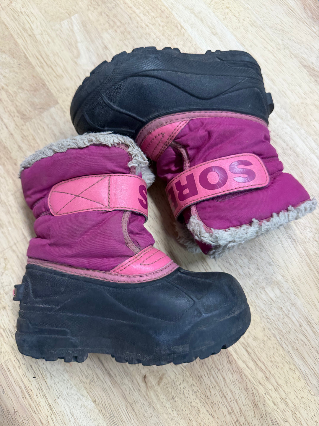 Sorel Winter Boots – 9 | Fuchsia