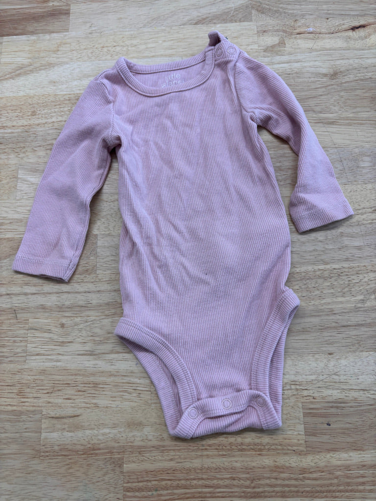 Carters Little Planet Bodysuit – Size 6M (Pink Ribbed)