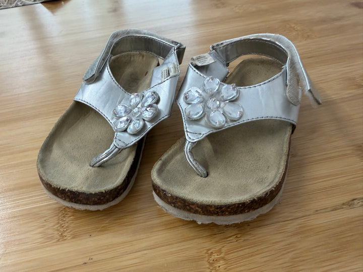 Joe Fresh Cork-Style Sequin Sandal – 7 | Silver Edge | Play