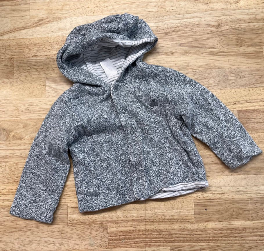 Gap 6 - 12M Reversible Hooded Cardigan – Grey - Nest and Sprout - Consignment