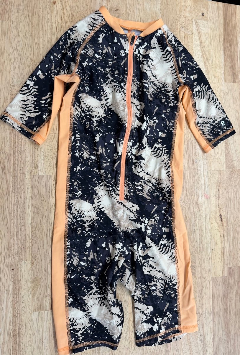 Reima Vesihiisi Sunproof One-Piece Swimsuit – 9Y | Orange & Black - Nest and Sprout-Consignment
